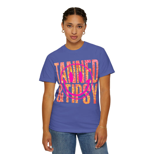 Smiley Face Graphic Tee, Casual Summer Shirt, Gift for Beach Lovers, Trendy Unisex T-shirt, Fun Party Apparel, Celebration Wear