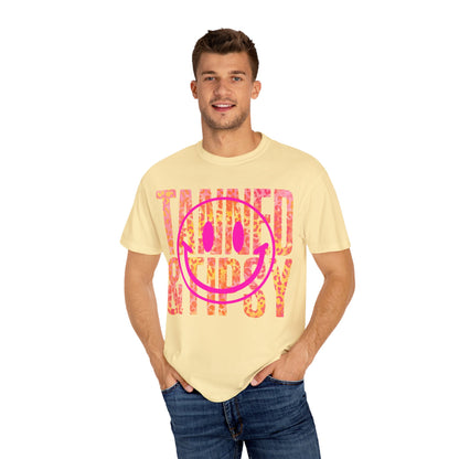 Smiley Face Graphic Tee, Casual Summer Shirt, Gift for Beach Lovers, Trendy Unisex T-shirt, Fun Party Apparel, Celebration Wear